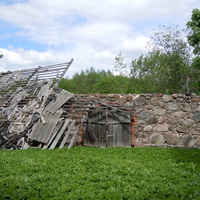 Типичная для Ботвино каменная постройка