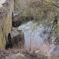 Старинный каменный мост через реку Виточка