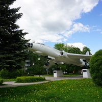 Памятник-самолёт