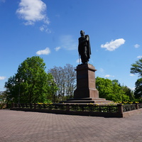Памятник Кутузову.