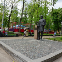 Памятник Лопатину Александру Григорьевичу