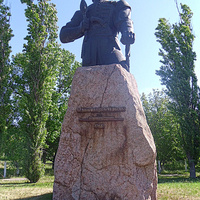 Памятник Максиму Зализняку