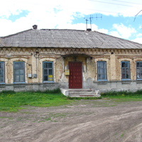 Май 2017 года. Здание почты.Предполагается,что это здание строилось под железнодорожный вокзал ,ещё царских времён.