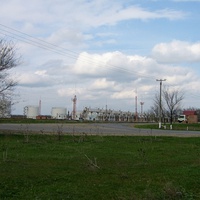 Вид в направлении бывшего пункта налива конденсата. 17.04.2009г.