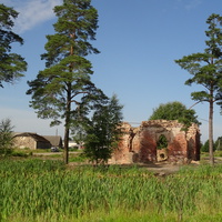 Церковь Святых Апостолов Петра и Павла (руины)