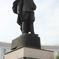 Воронеж. Памятник И.Черняховскому, перевезённый из Вильнюса.