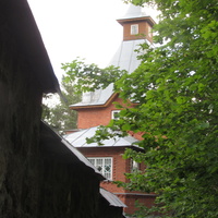 Стены Успенского Пюхтицкого женского монастыря