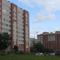 Павловская улица, Коммунар