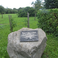 Памятный камень заложен 14 сентября 2002 года