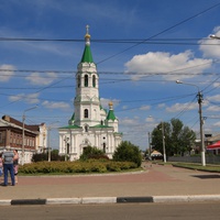 Площадь Александра Невского, Александро-Невский храм