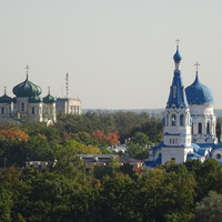 Вид на Павловский кафедральный собор и Собор Покрова Пресвятой Богородицы
