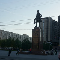 Памятник Петру.