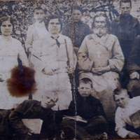 Ученики и преподаватели Пляковской церковно-приходской школы,1915 год.