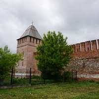 Смоленская крепостная оборонительная стена.