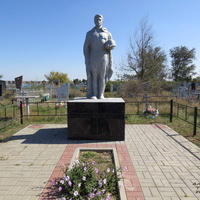 Памятник на могиле павшего в ВОВ