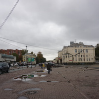На улице Аккуратова.