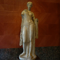 Зал Диониса. Статуя Афродиты.