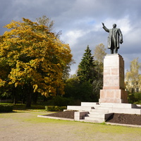Памятник вождю пролетариата.