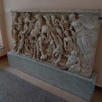 Эрмитаж. Фрагмент стенки саркофага.