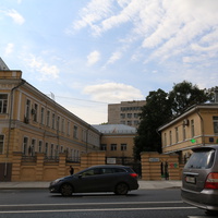 Садовая-Черногрязская улица