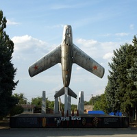 Памятник летчикам - защитникам кубанского неба