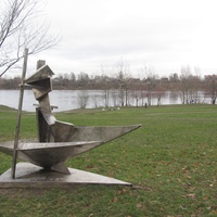 Скульптура «Тихая вода»