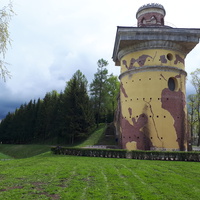 Башня - руина