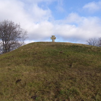 Курган "Польська могила" біля села Медведівка.