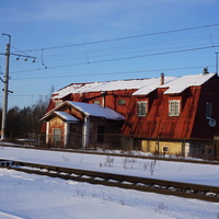 Дом у железной дороги