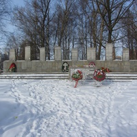 Мемориал «Авиаторам Балтики» в посёлке Мурино