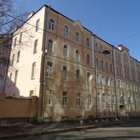 Улица Профессора Попова, 36