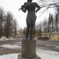 Памятник Иоганну Штраусу в Павловске