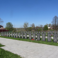 Братская могила советских воинов, погибшим в борьбе с фашистами