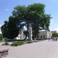 Пам'ятник Гулаку-Артемовському.