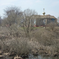 Церковь Фрола и Лавра с.Осоцкое вид с дороги от пруда