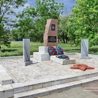 Братская могила воинов ВОВ, погибших при освобождении хутора.