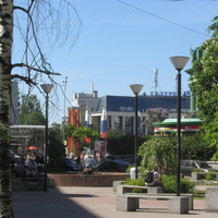Сквер с фонтаном за метро Нарвская