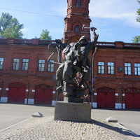 Памятник пожарным.
