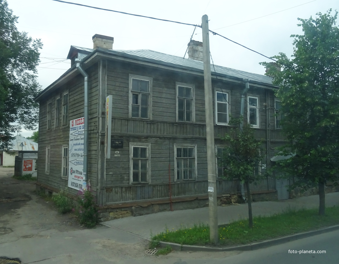 Улица Чкалова, 60