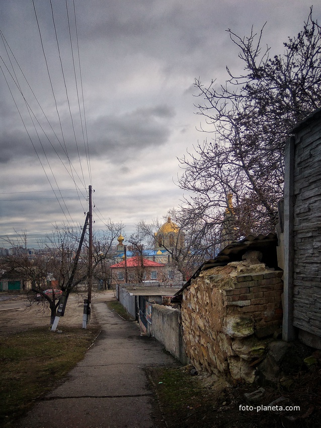Луганск, улица Крутая, каменный брод