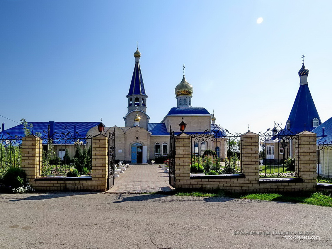 Церковь Введения во храм Пресвятой Богородицы