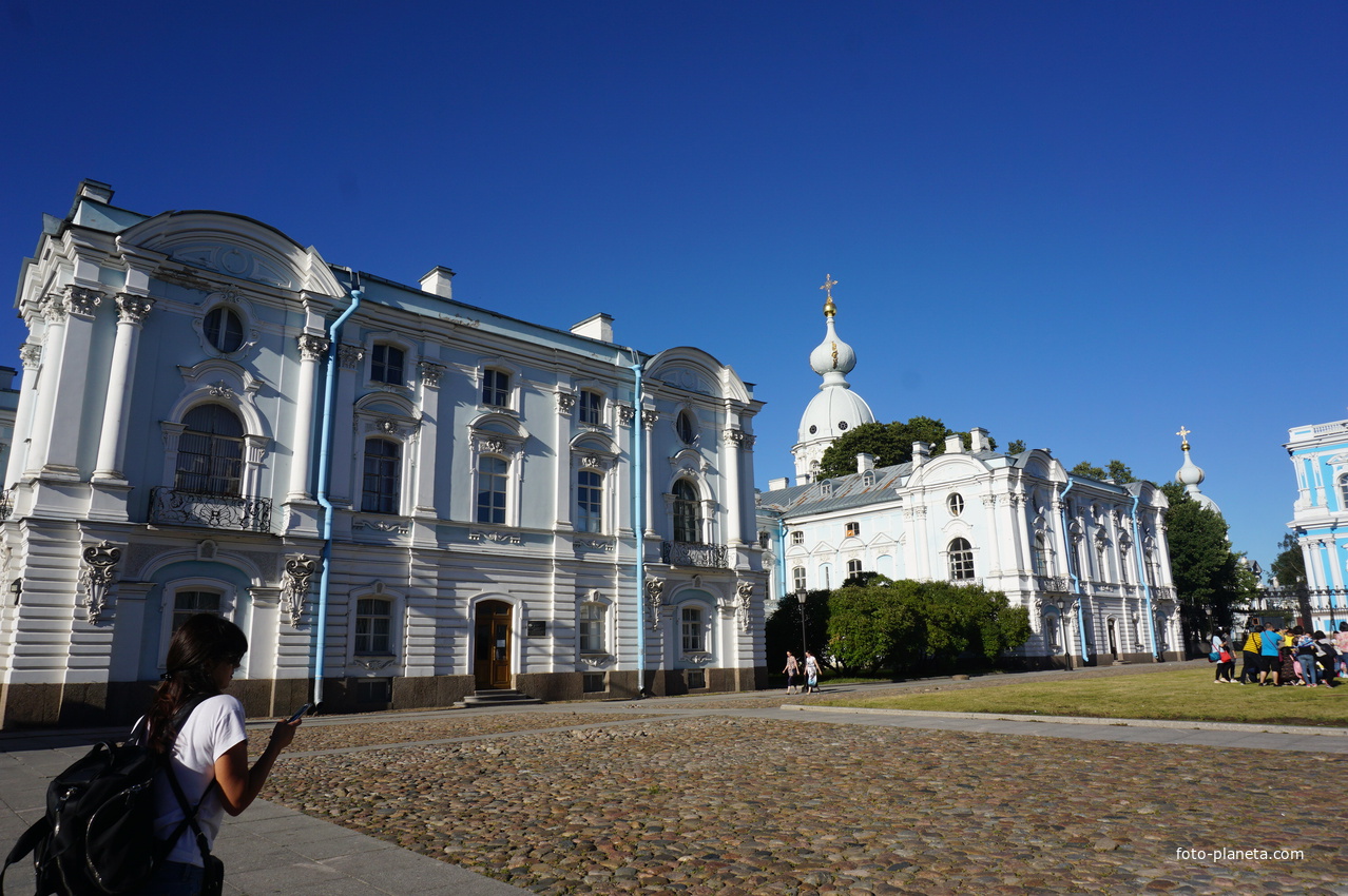 Площадь Растрелли.