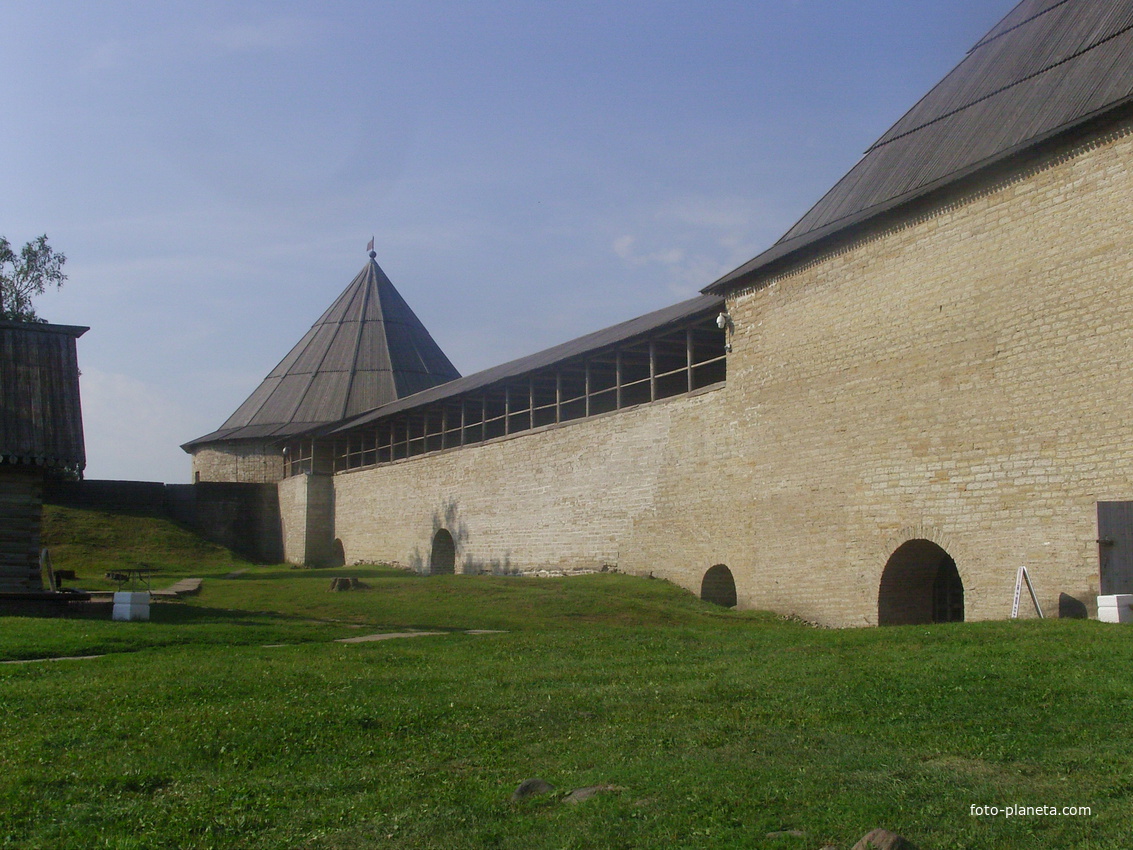 Климентовская башня Староладожской крепости