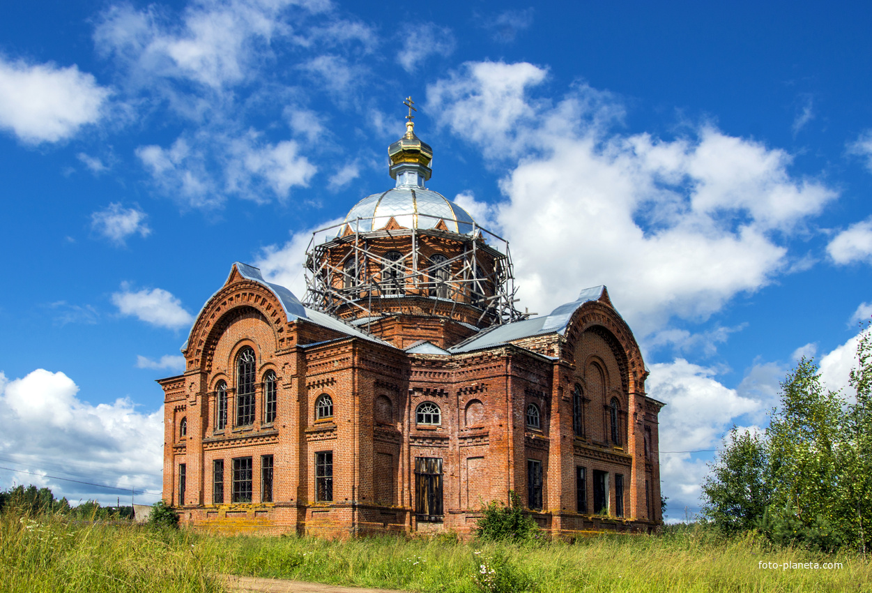 Богородицкая церковь в с. Соловецкое Орловского района