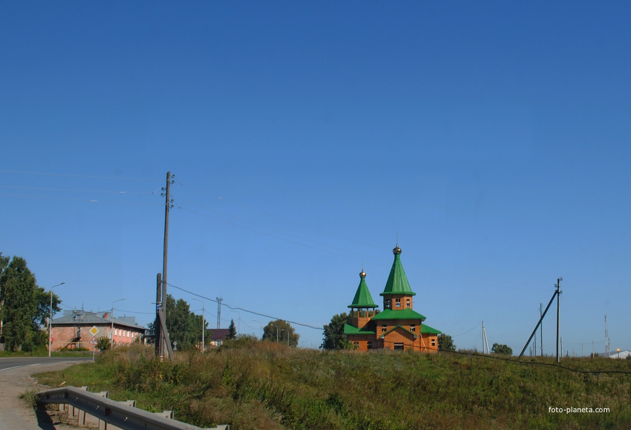 Строящаяся церковь Св.Николая.