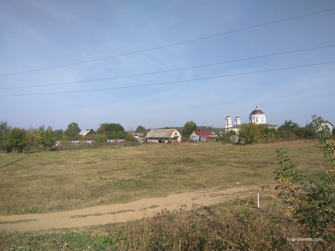 Село Шкинь, Духовская церковь.