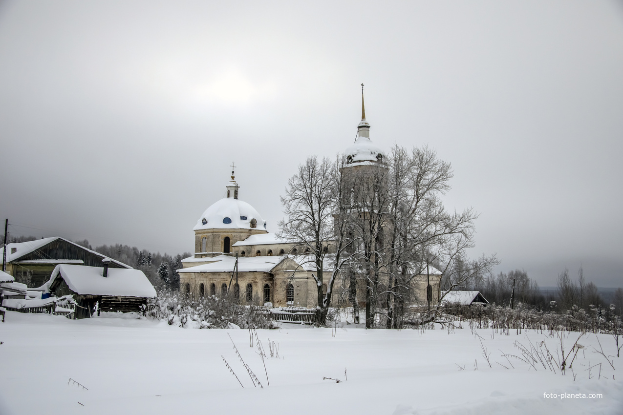Покровская церковь в с. Верходворье  Юрьянского района
