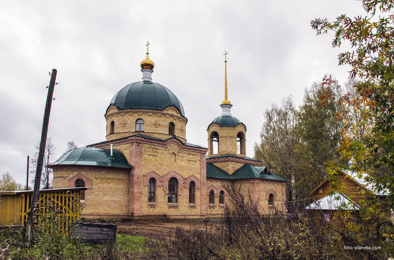 Строящийся храм св. Николая в пос. Юрья Кировской области