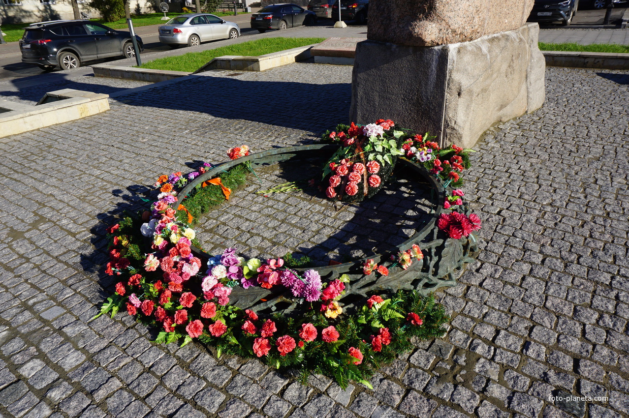 Памятник воинам-освободителям.Фрагмент.