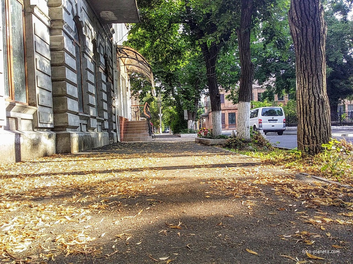 город Измаил , улица Адмирала Холостякова